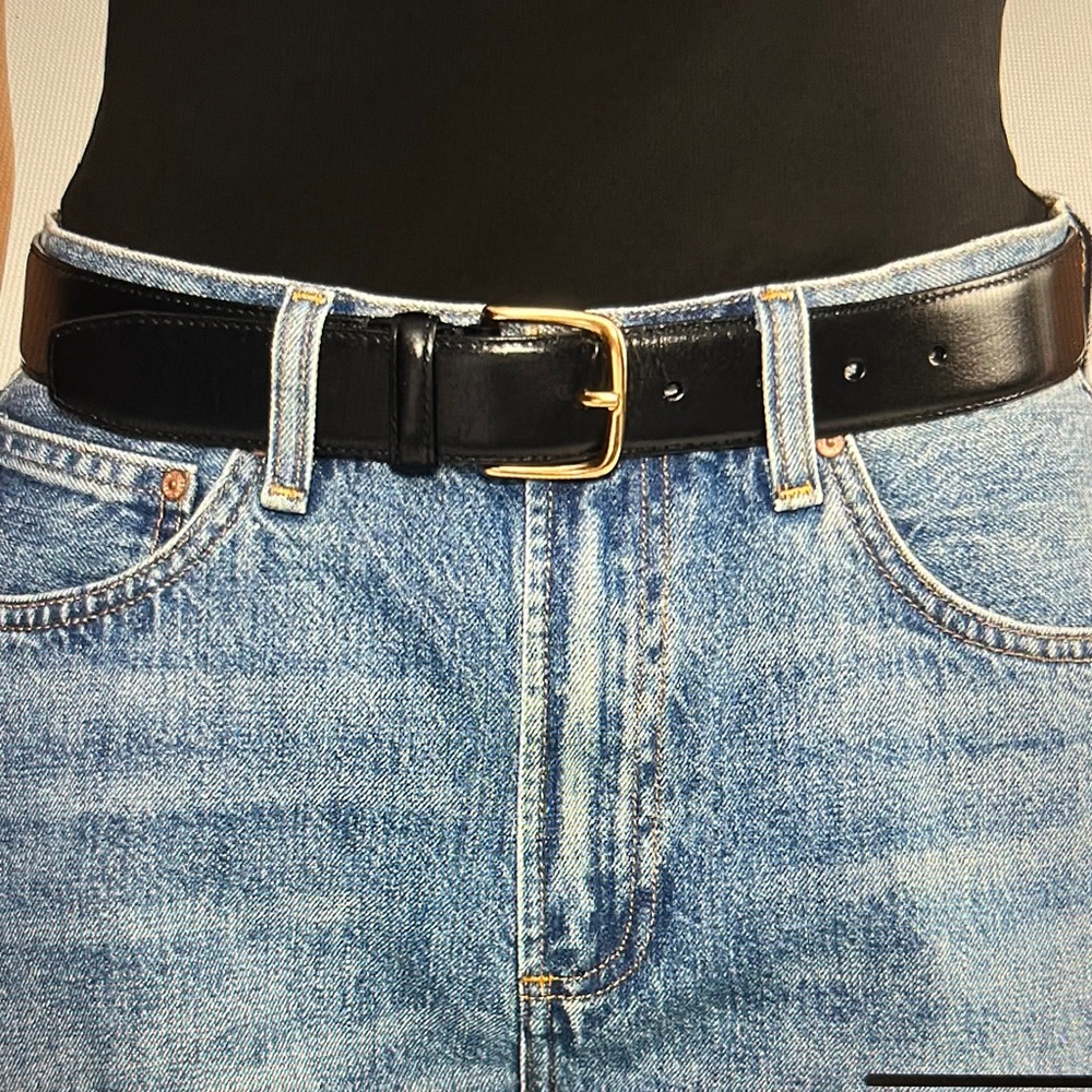 Aritzia Black Leather Belt with Gold Buckle
